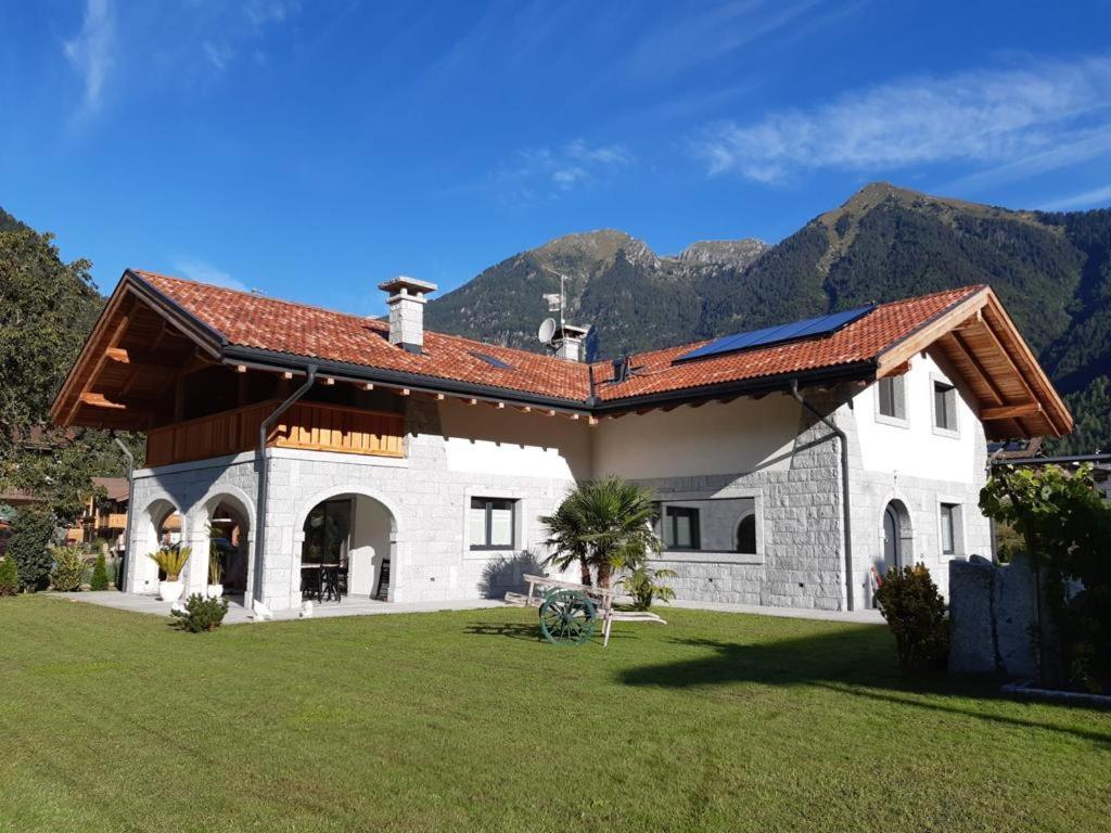 B&B Casa Il Sasso Pinzolo Eksteriør bilde