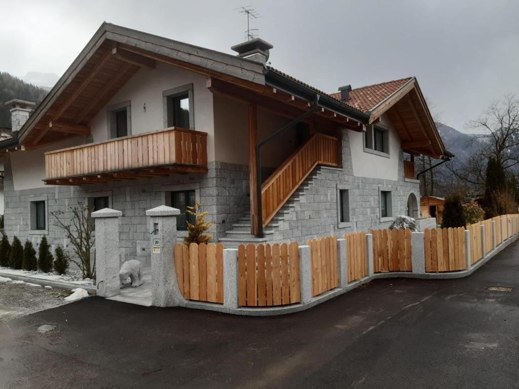 B&B Casa Il Sasso Pinzolo Eksteriør bilde