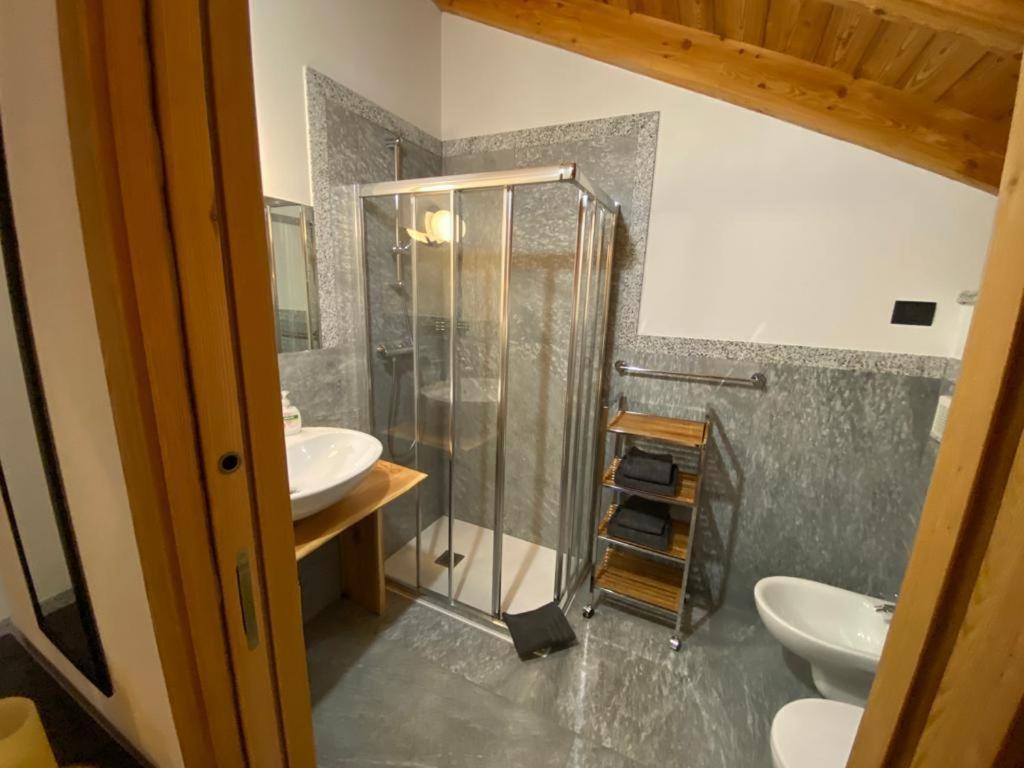 B&B Casa Il Sasso Pinzolo Eksteriør bilde